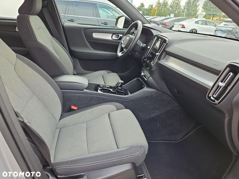 Volvo XC 40 T5 Plug-In Hybrid Plus Dark - 12