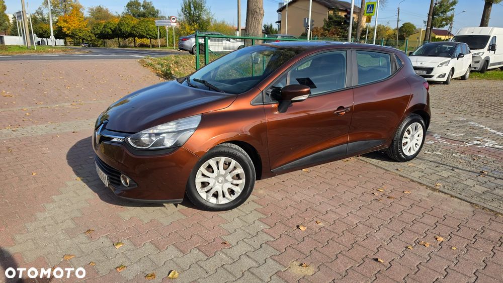 Renault Clio 1.2 16V 75 Experience - 27