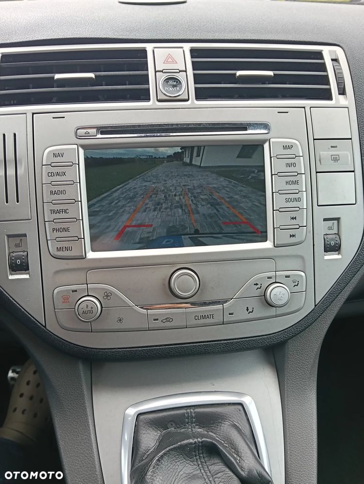Ford Kuga - 26