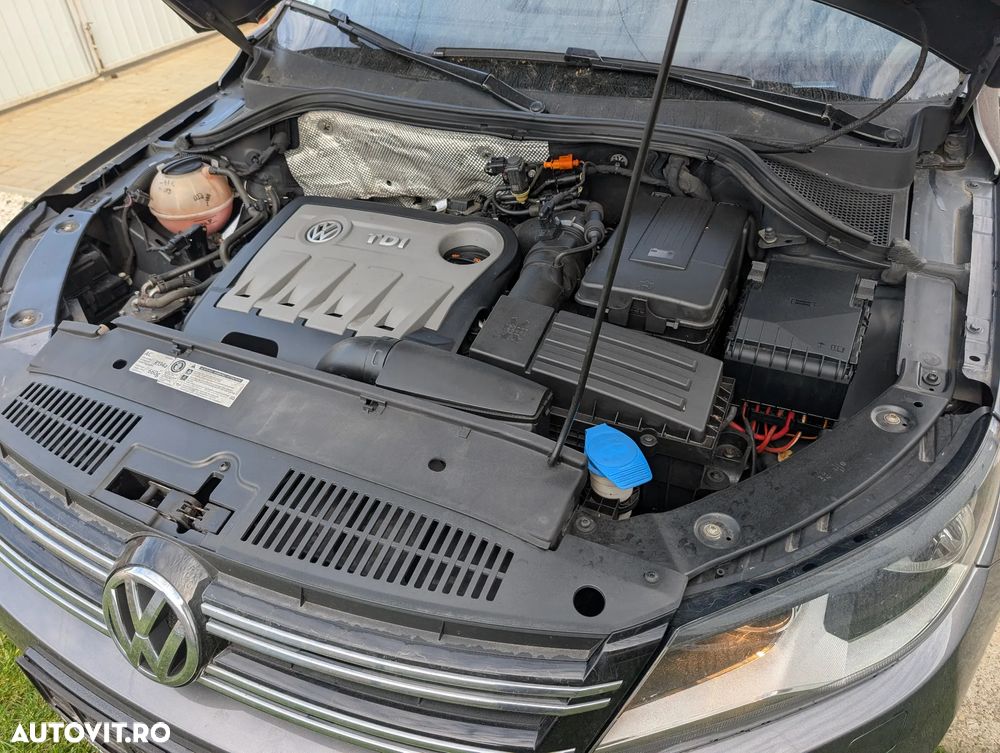 Volkswagen Tiguan 2.0 TDI 4Motion Sport & Style - 8