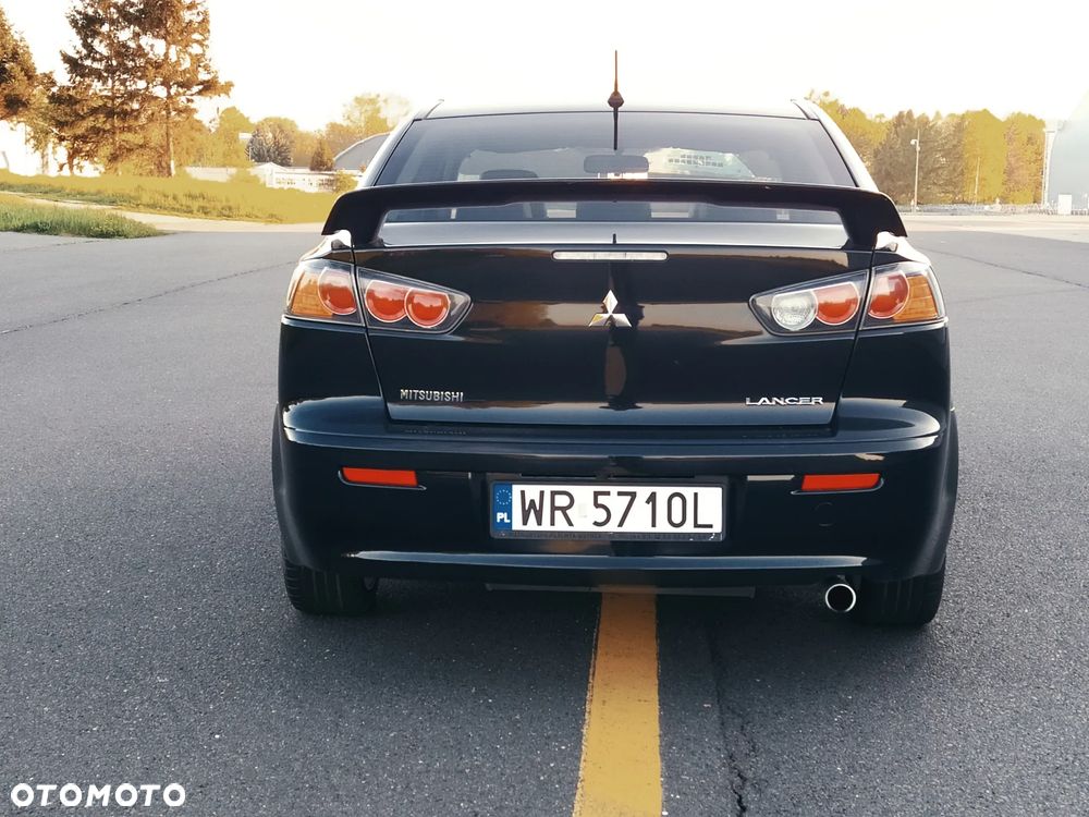 Mitsubishi Lancer 1.6 Intense - 13