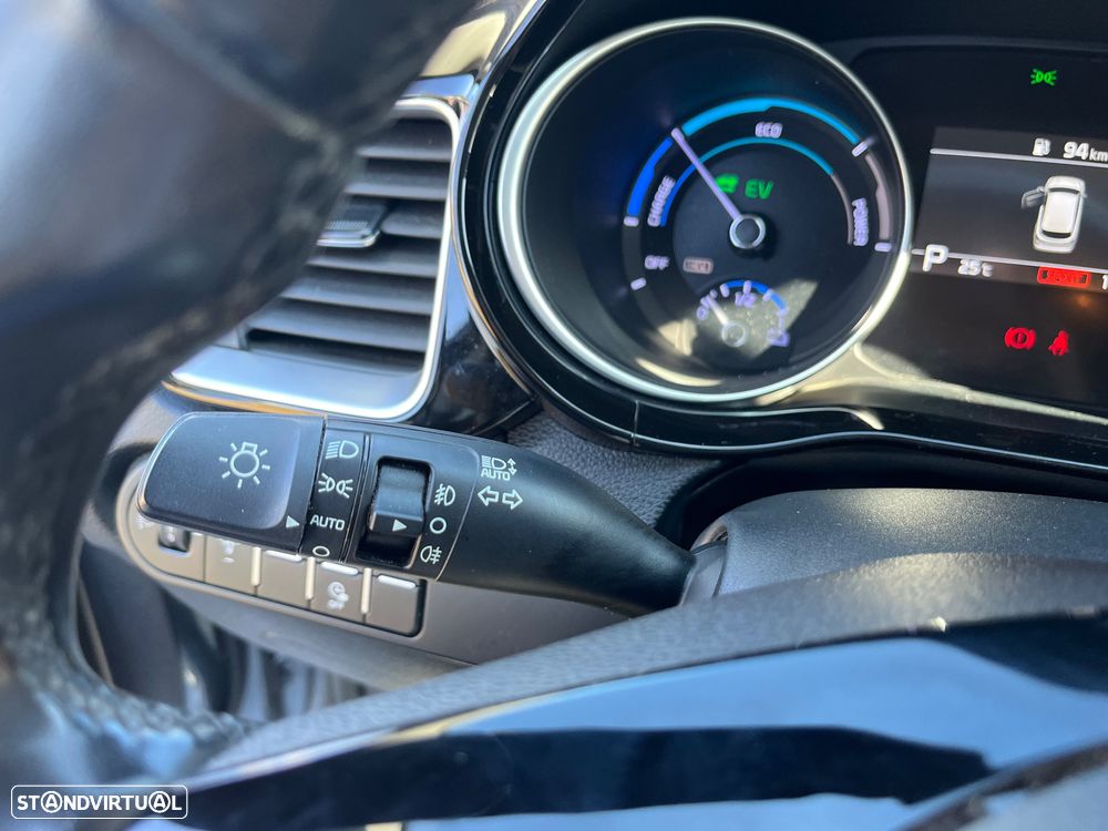 Kia Ceed SW 1.6 GDi PHEV Tech 6DCT - 25