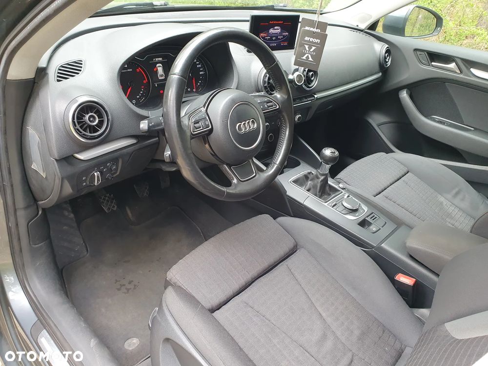 Audi A3 Sportback - 11