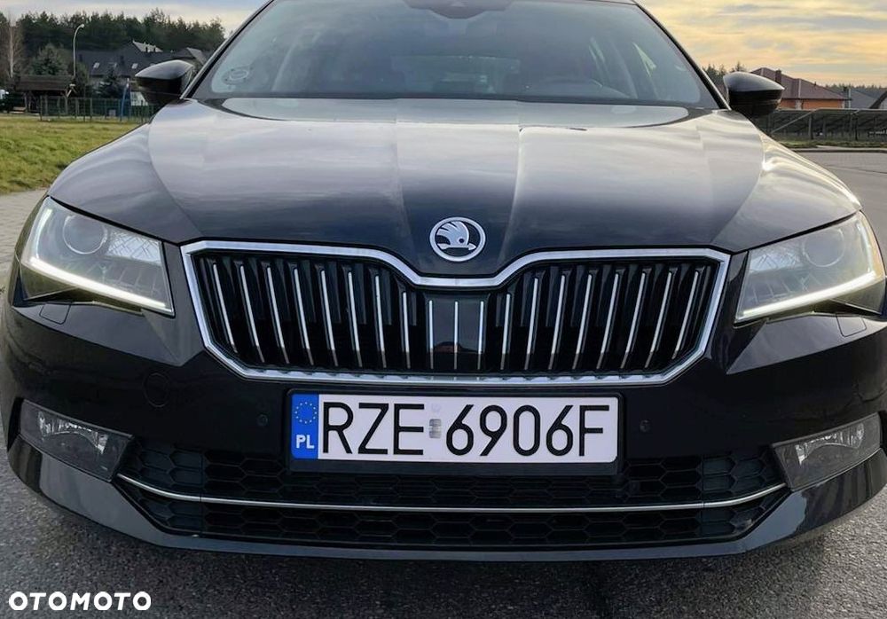 Skoda Superb 2.0 TDI 4x4 DSG L&K - 1