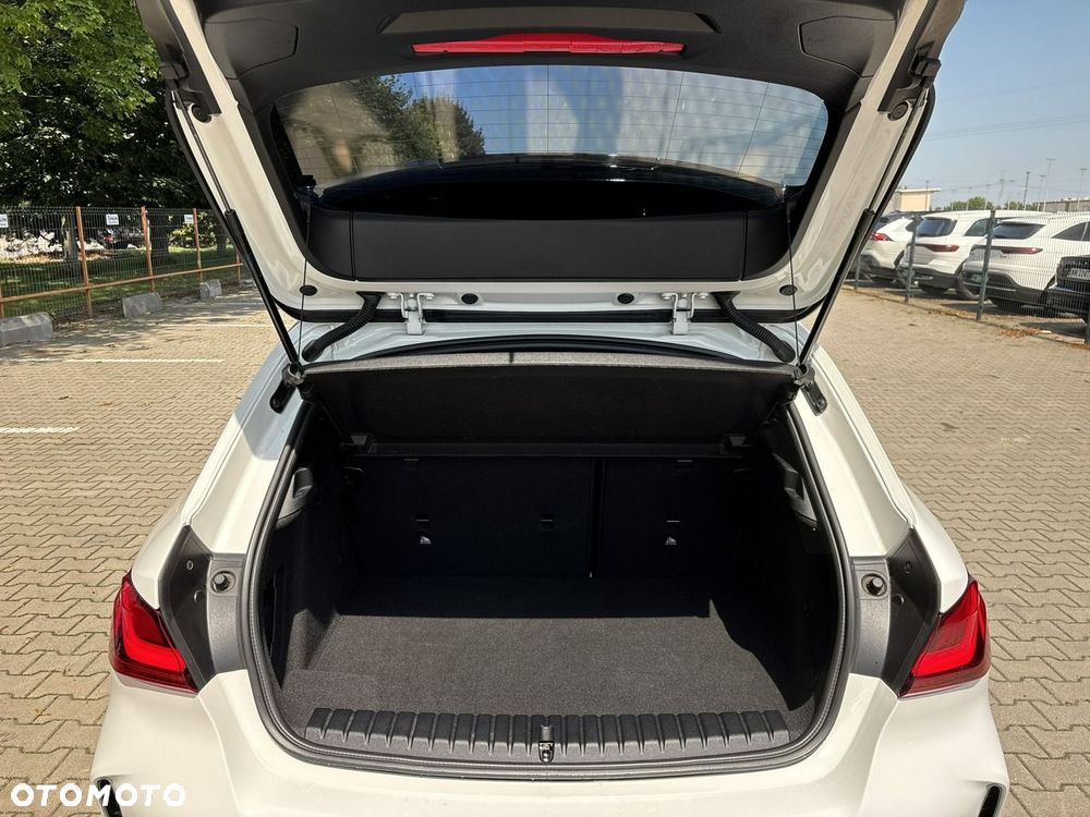 BMW Seria 1 118i M Sport - 21