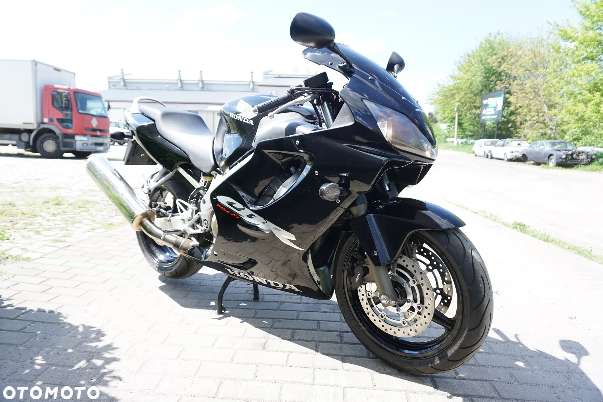 Honda CBR - 26