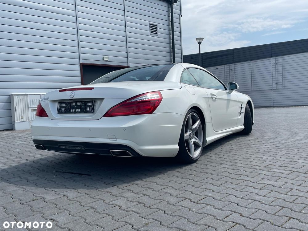 Mercedes-Benz SL 500 7G-TRONIC - 11