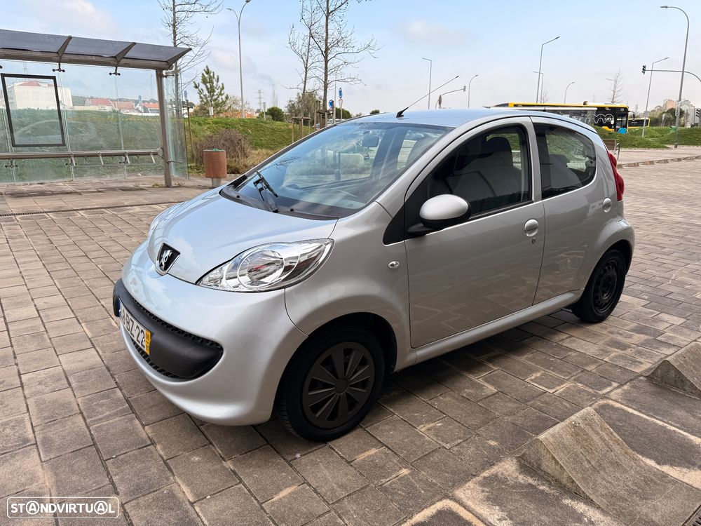 Peugeot 107 1.0 Urban - 7