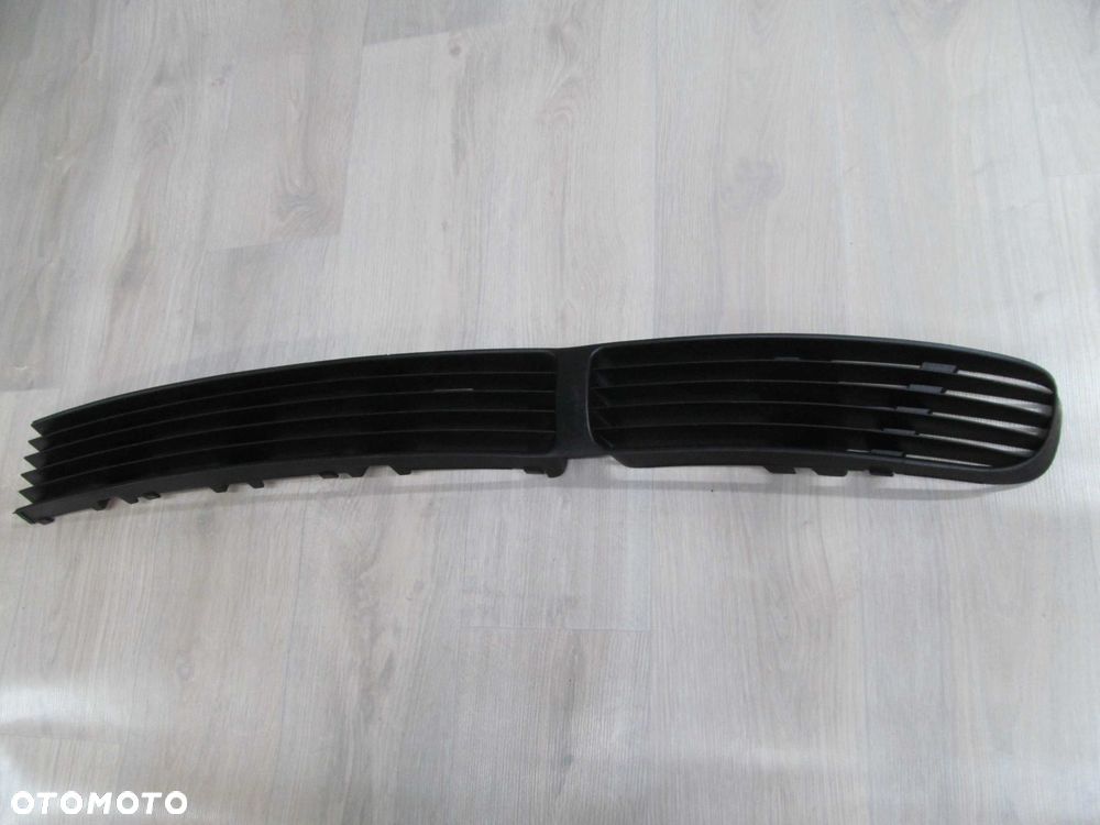 VW PASSAT B5 99- KRATKA ZDERZKA PRZOD LEWA 3B0853677B - 2
