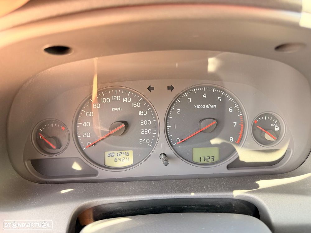 Volvo V40 - 8