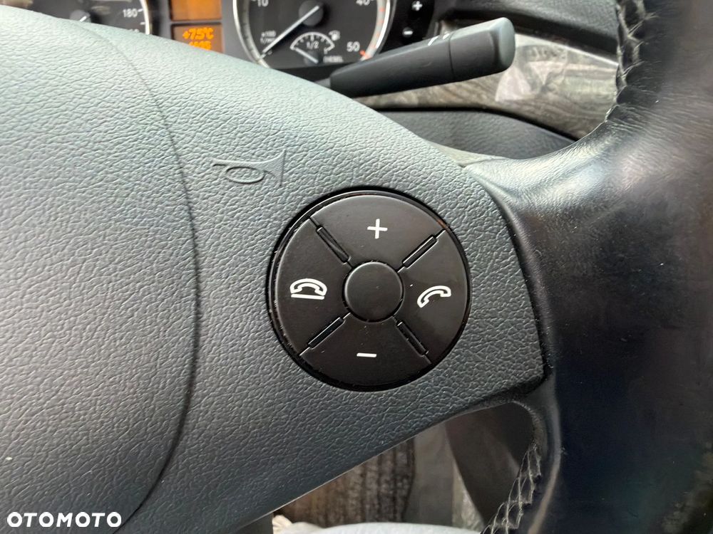 Mercedes-Benz Viano 3.0 CDI Trend (d³ugi) - 14