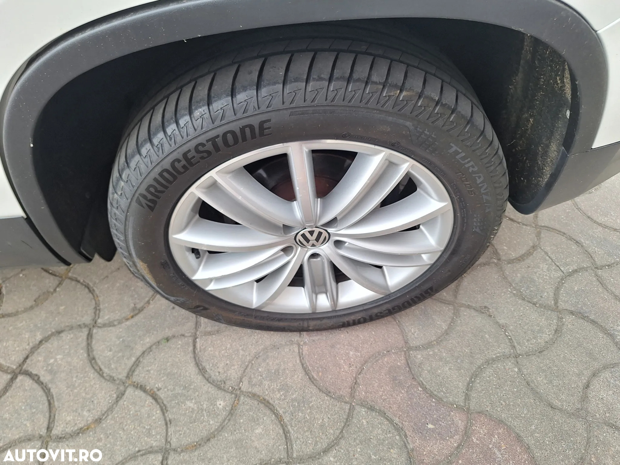 Volkswagen Tiguan - 20
