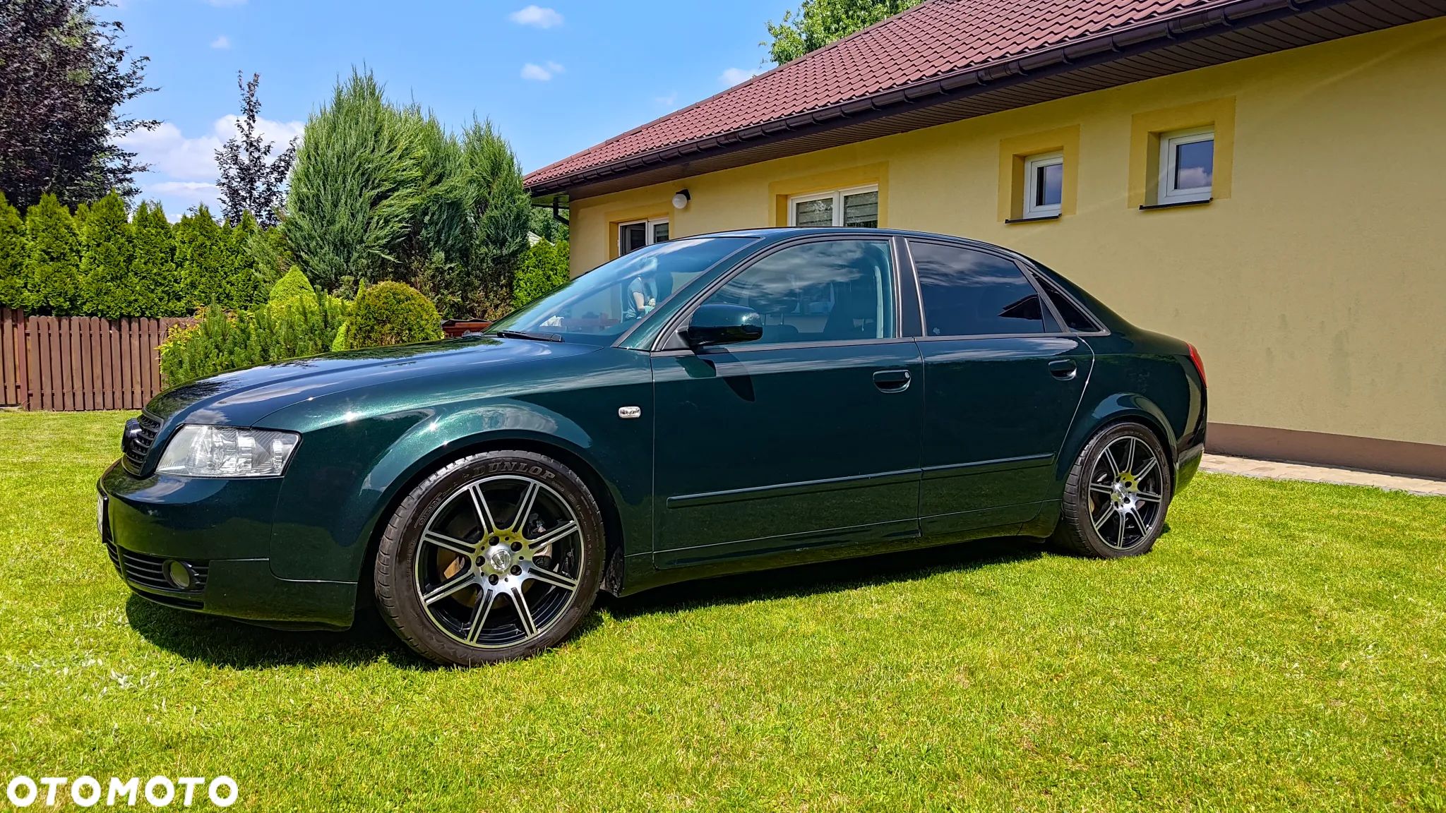 Audi A4 - 1