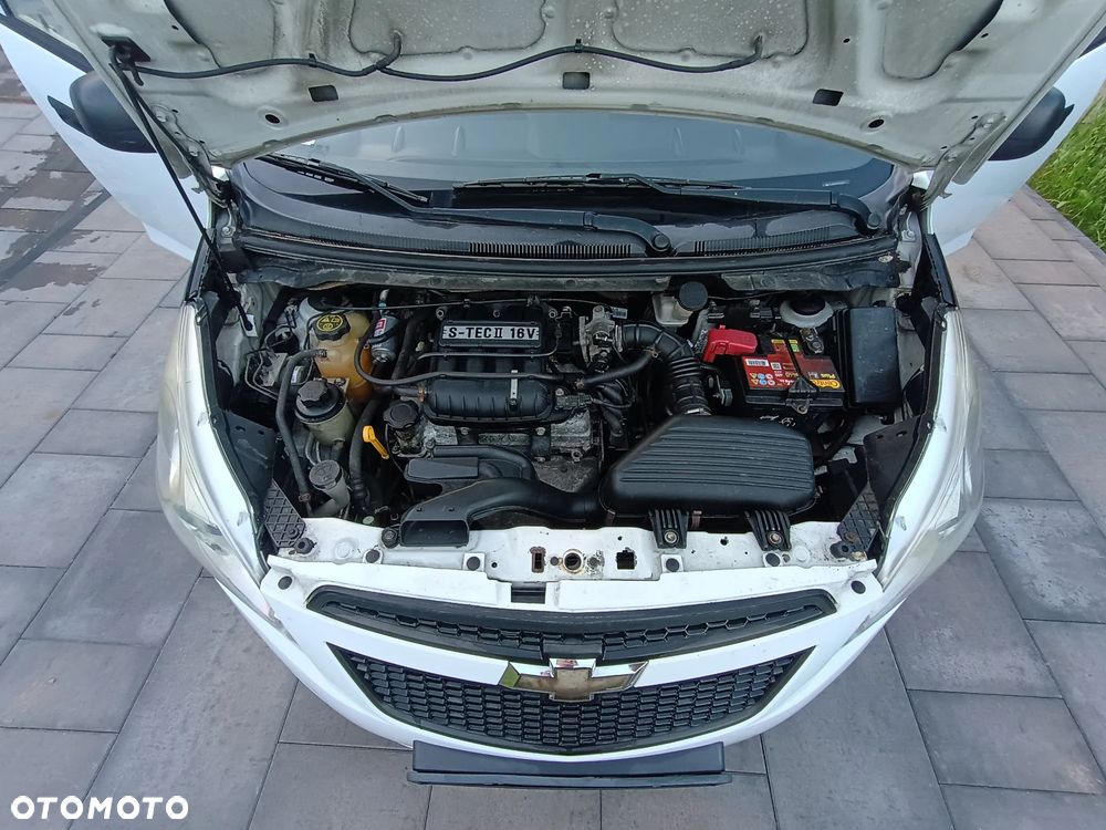 Chevrolet Spark 1.0 Base - 11