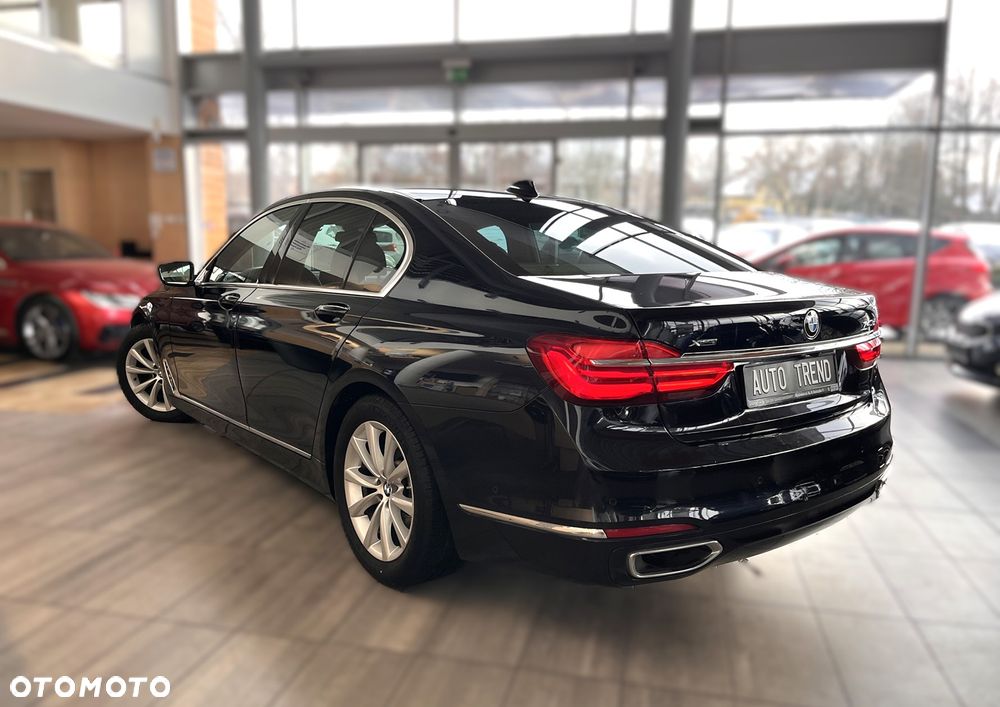 BMW Seria 7 740d xDrive - 4