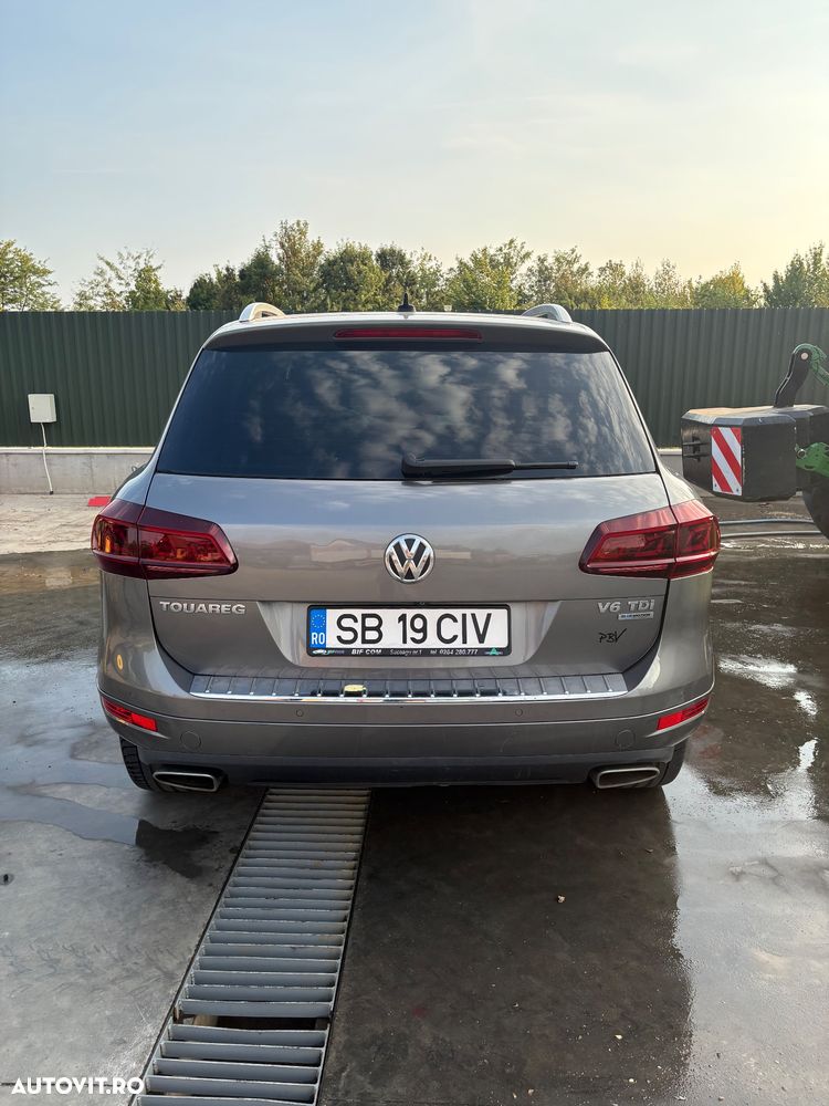 Volkswagen Touareg - 10