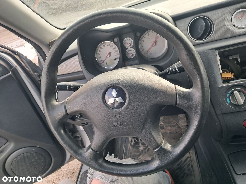 DAWCA CZĘŚCI MITSUBISHI OUTLSNDER I 01-08 2.0 B 16V 4G63 KL. A31 - 3