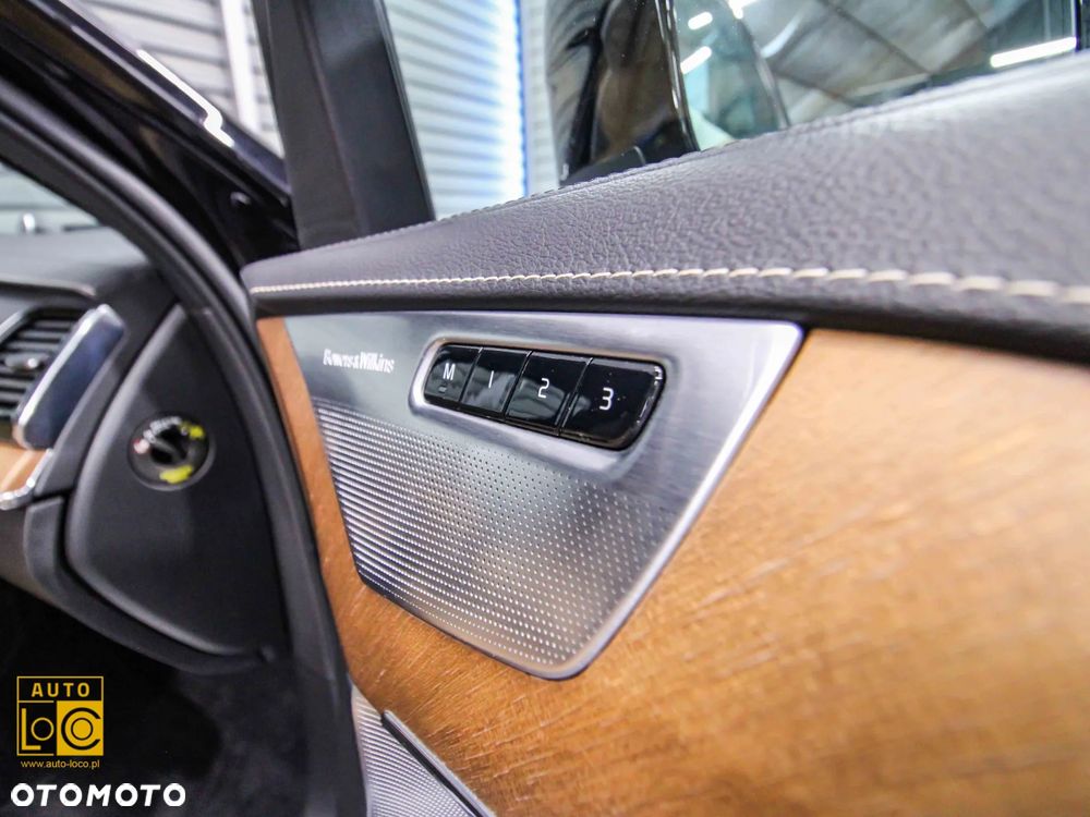 Volvo XC 90 B5 D AWD Inscription - 37