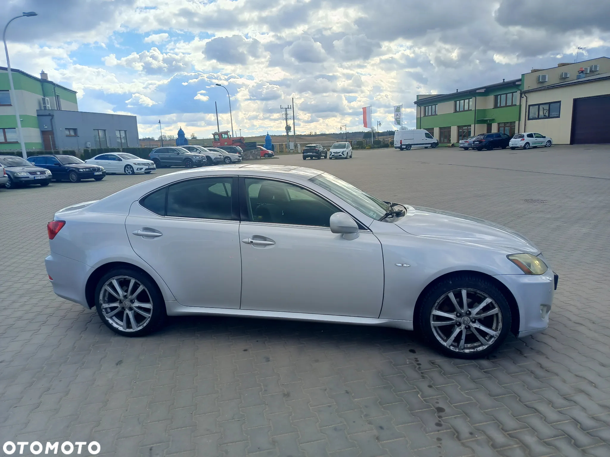 Lexus IS 220d - 12