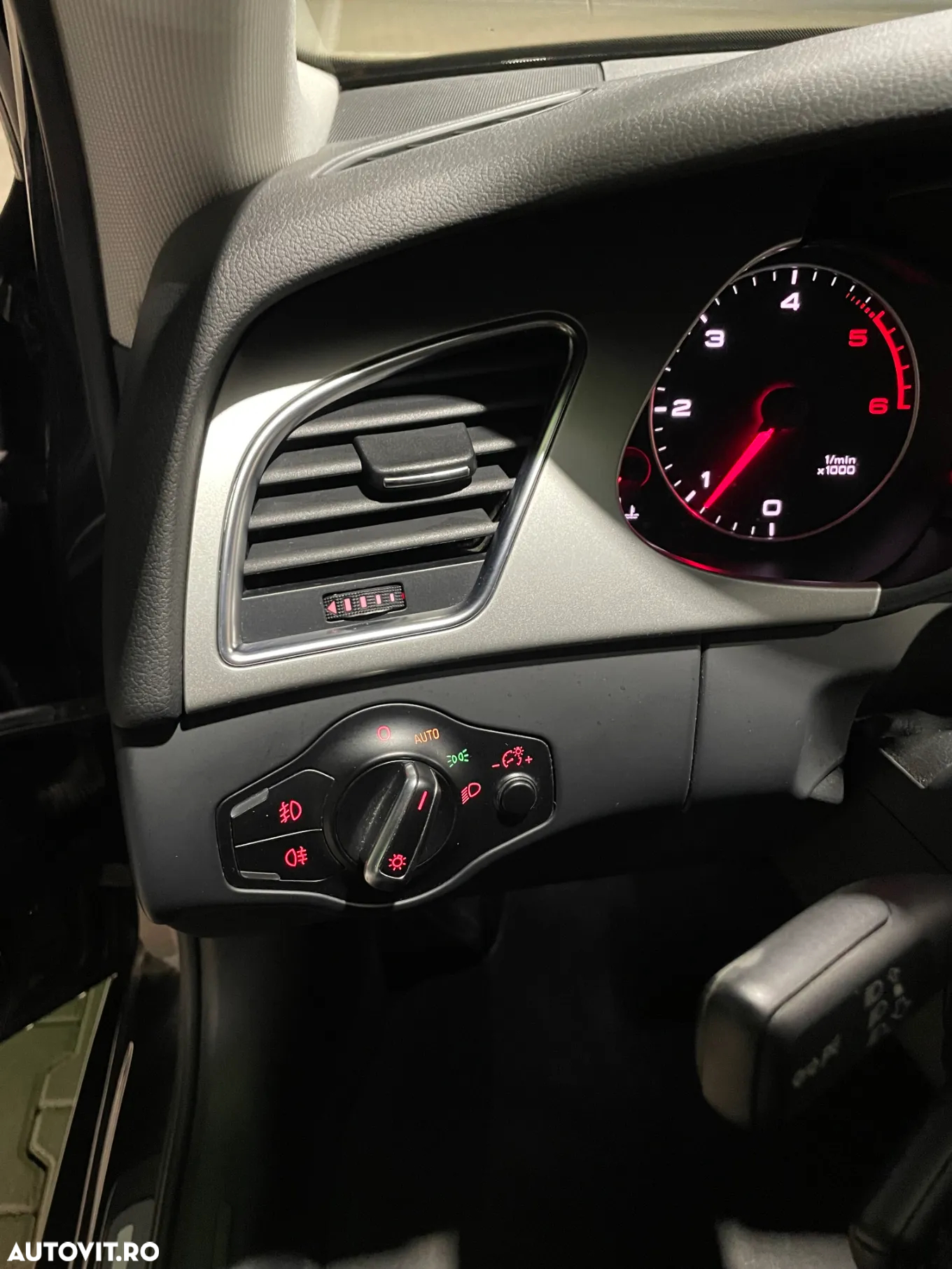 Audi A4 2.0 TDI B8 - 13