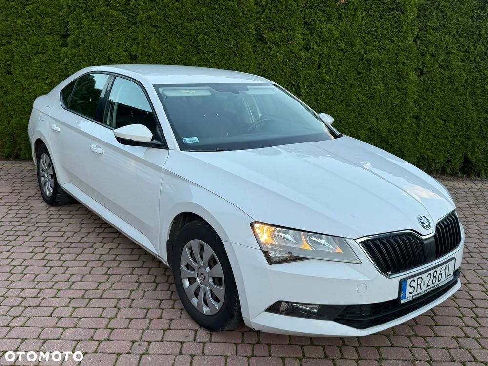 Skoda Superb - 4