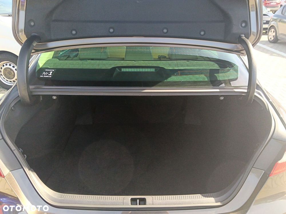 Toyota Camry 2.5 Hybrid Comfort CVT - 16