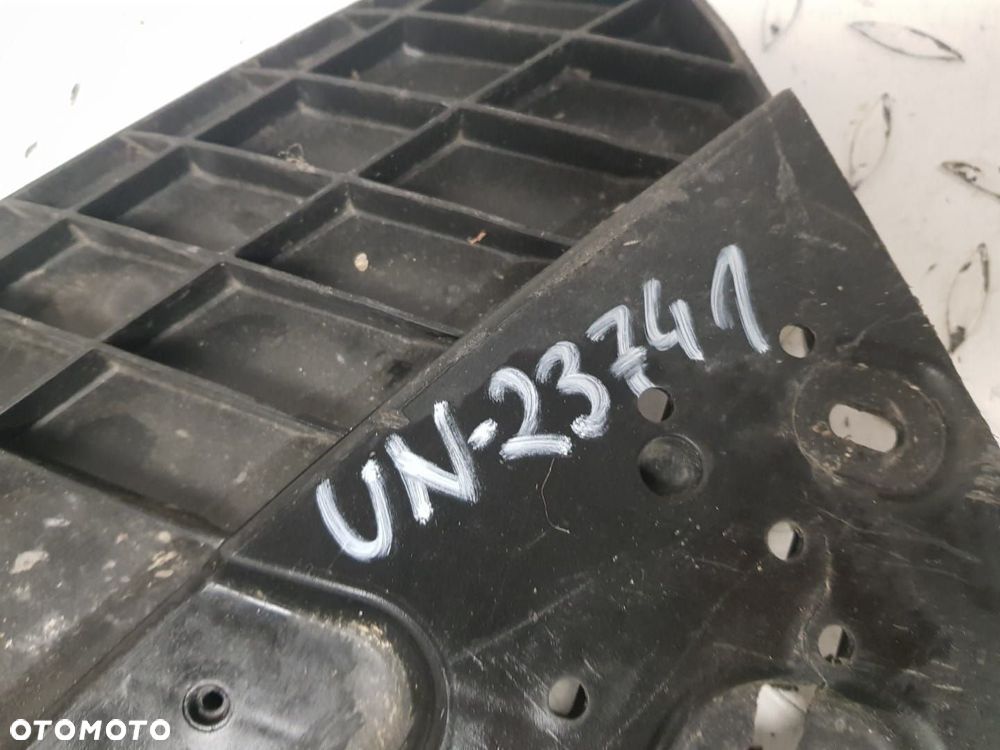 ORYGINALNA OSŁONA POD ZDERZAK AUDI A4 B9 15-24 8W0807611 - 5