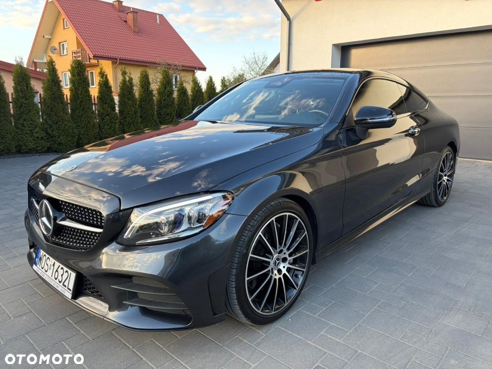 Mercedes-Benz Klasa C 300 4Matic 9G-TRONIC AMG Line Plus - 3
