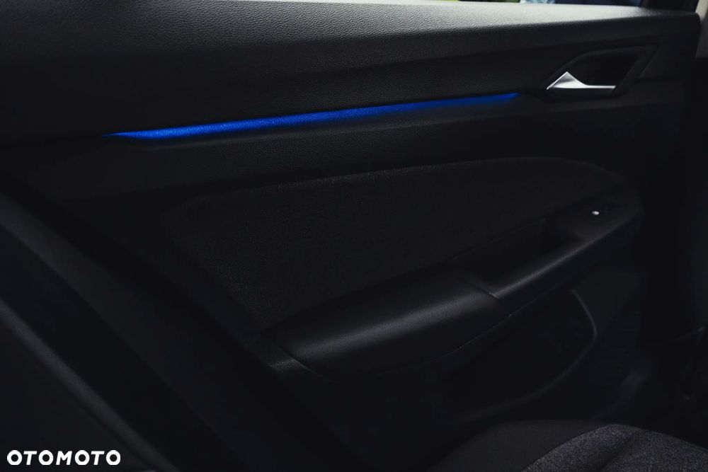 Volkswagen Golf - 39