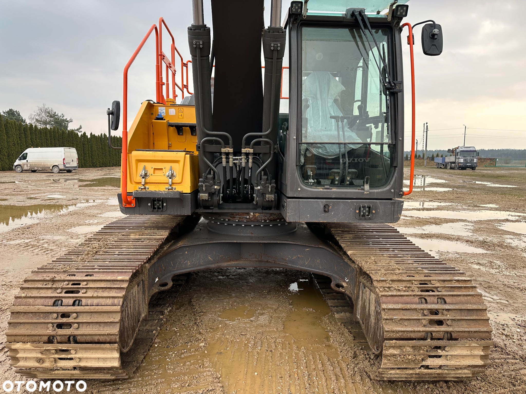 Volvo EC 220 EL - 7