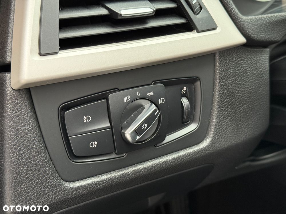 BMW Seria 3 316d - 32