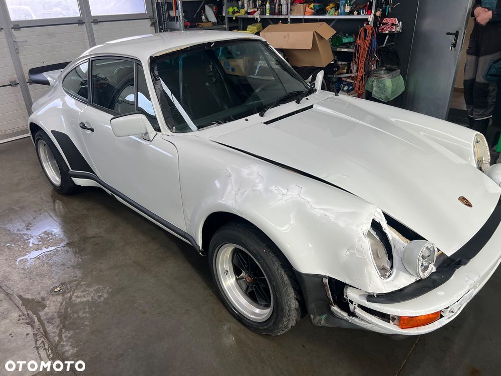 Porsche 911 - 15