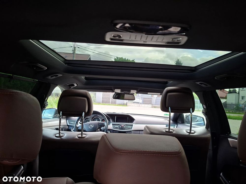 Mercedes-Benz Klasa E 350 4-Matic Avantgarde - 22