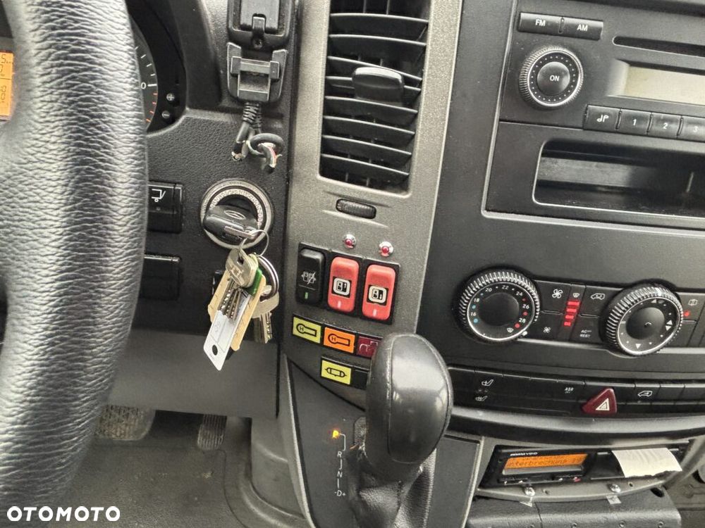 Mercedes-Benz Sprinter 906 - 9
