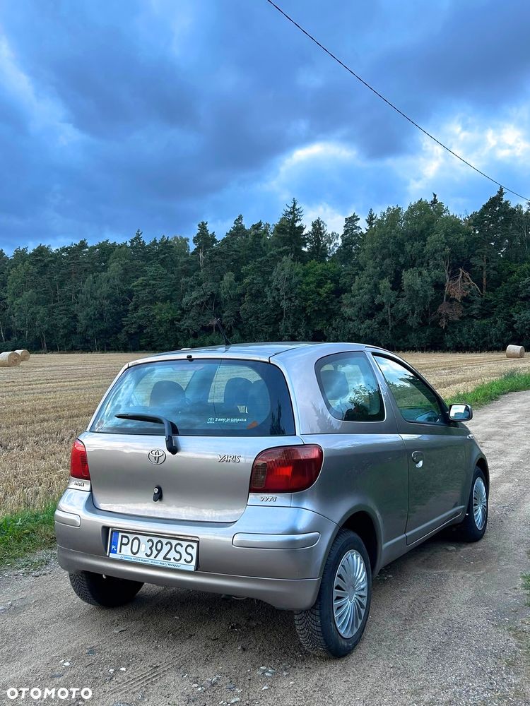 Toyota Yaris 1.3 Sol - 6