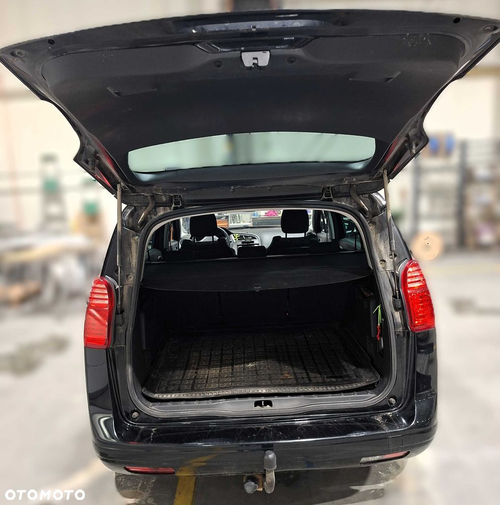 Peugeot 5008 - 6
