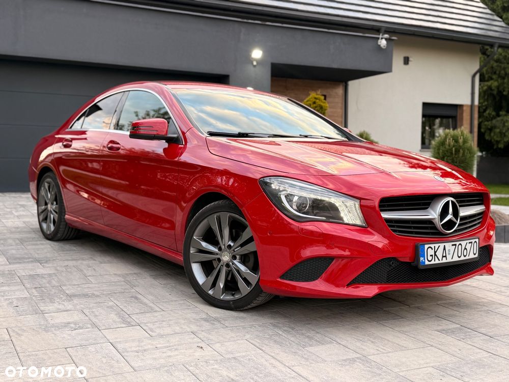 Mercedes-Benz CLA 200 AMG Line - 2