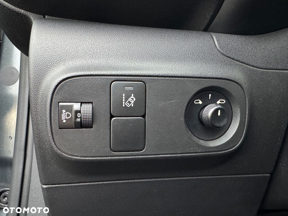 Citroën C3 1.2 PureTech Shine S&S EAT6 - 12