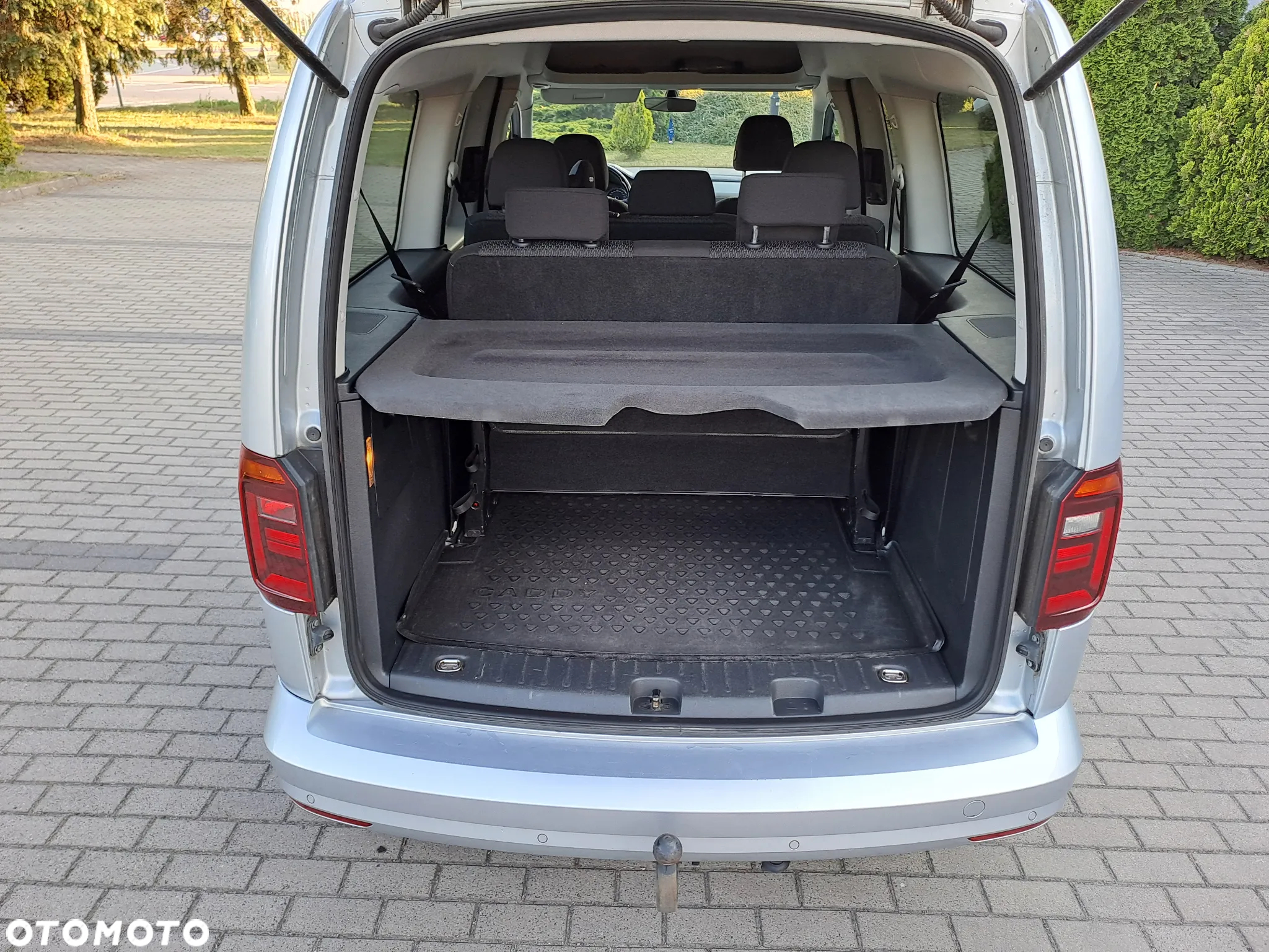 Volkswagen Caddy Maxi 2.0 TDI Comfortline - 16