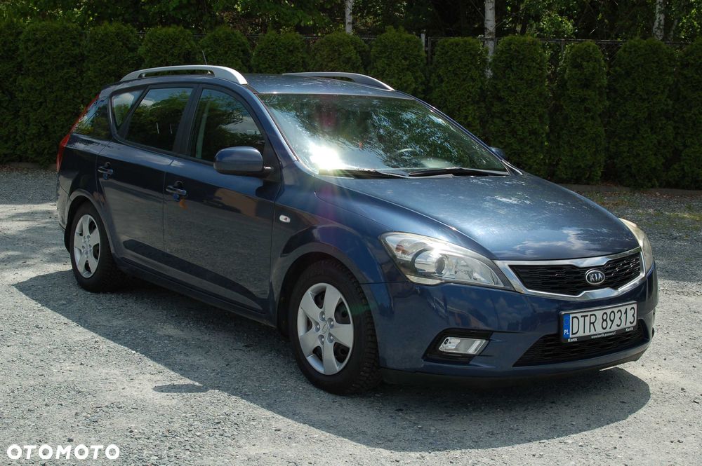 Kia Ceed - 1