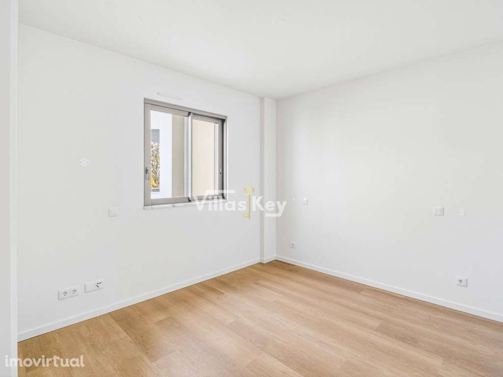 Apartamento T1 situado no centro de Alvor - Grande imagem: 5/13