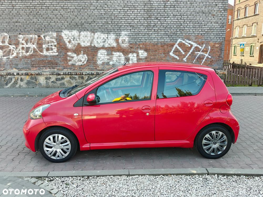 Toyota Aygo 1.0 VVT-i Sol - 32