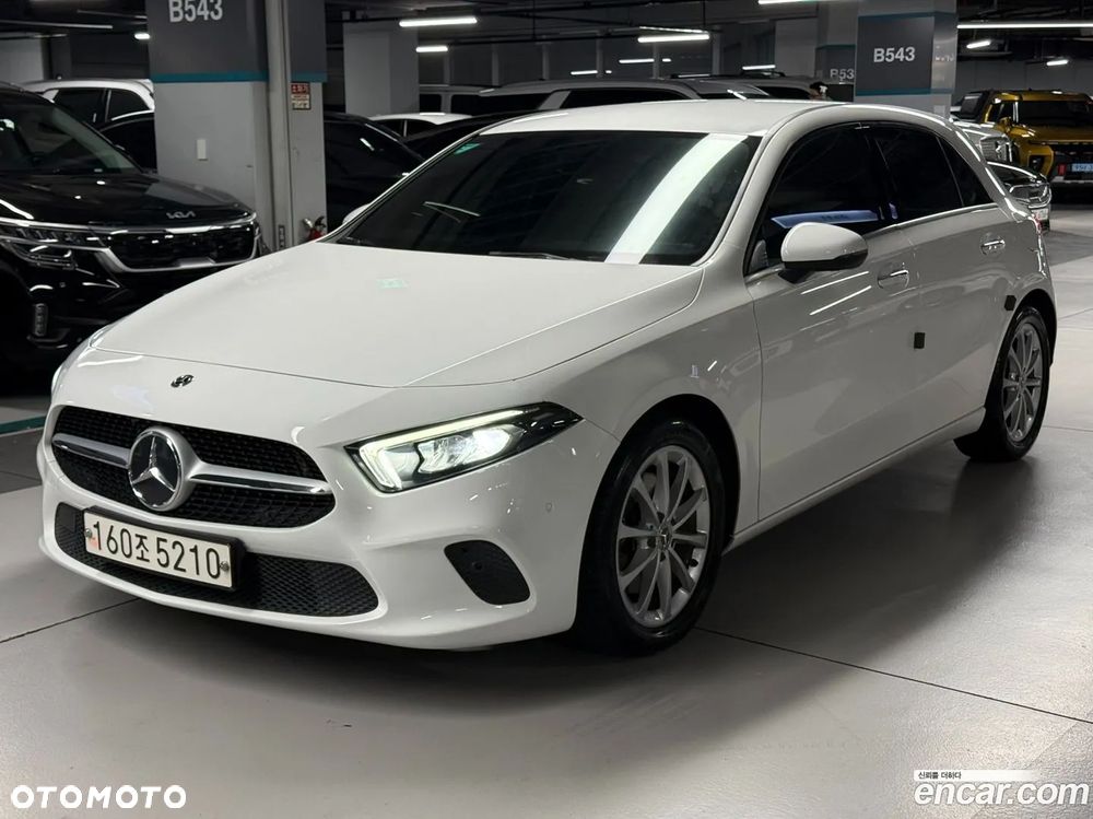 Mercedes-Benz Klasa A 220 7G-DCT - 2