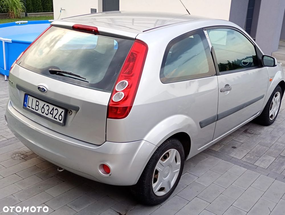 Ford Fiesta - 4