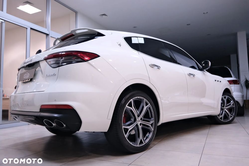 Maserati Levante - 13