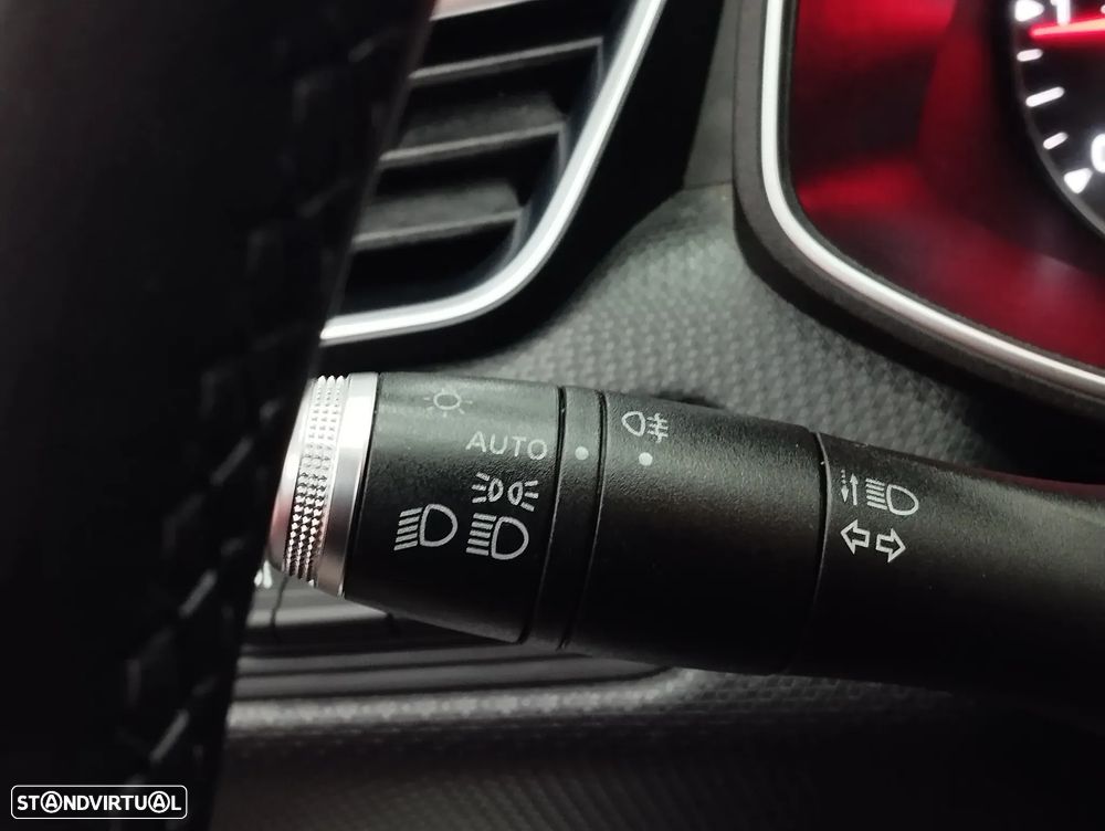 Renault Clio 1.5 Blue dCi Intens - 20