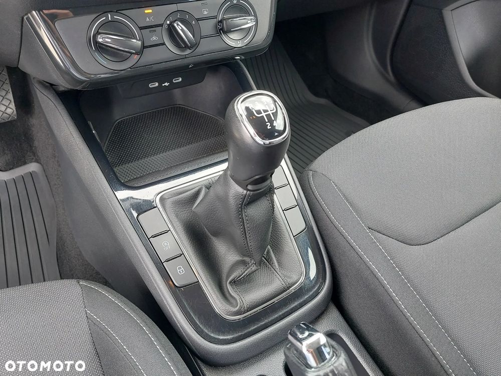 Skoda Fabia 1.0 Ambition - 19