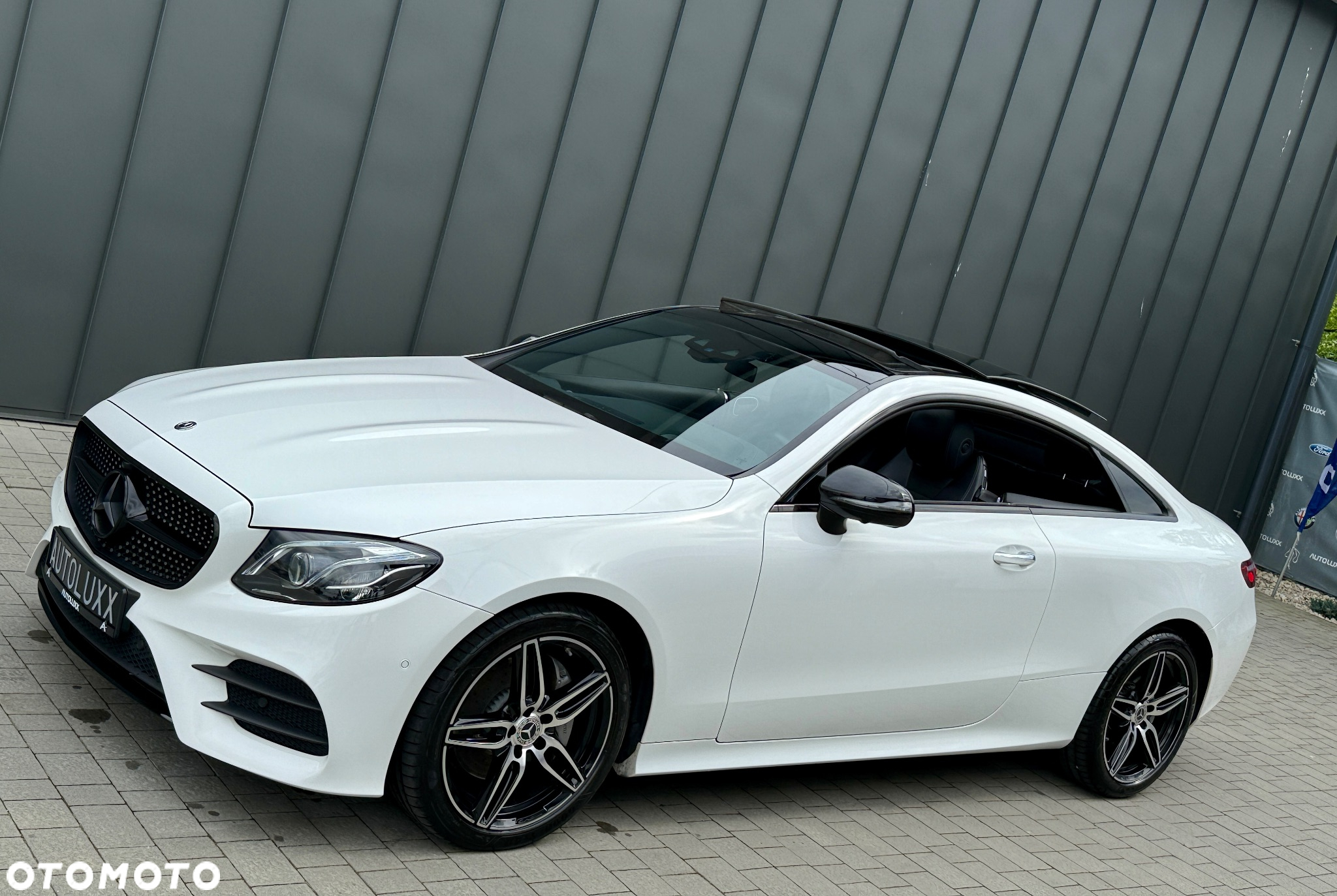 Mercedes-Benz Klasa E 220 d Coupe 4-Matic 9G-TRONIC - 7