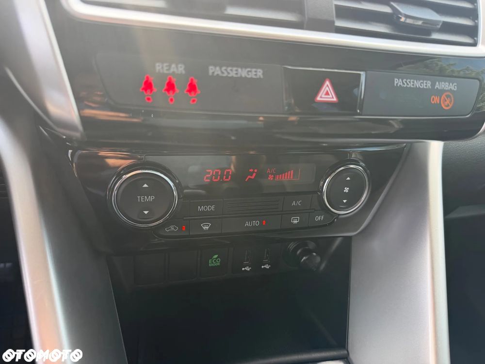 Mitsubishi Eclipse Cross 1.5 T-MIVEC CVT 2WD Connect - 21