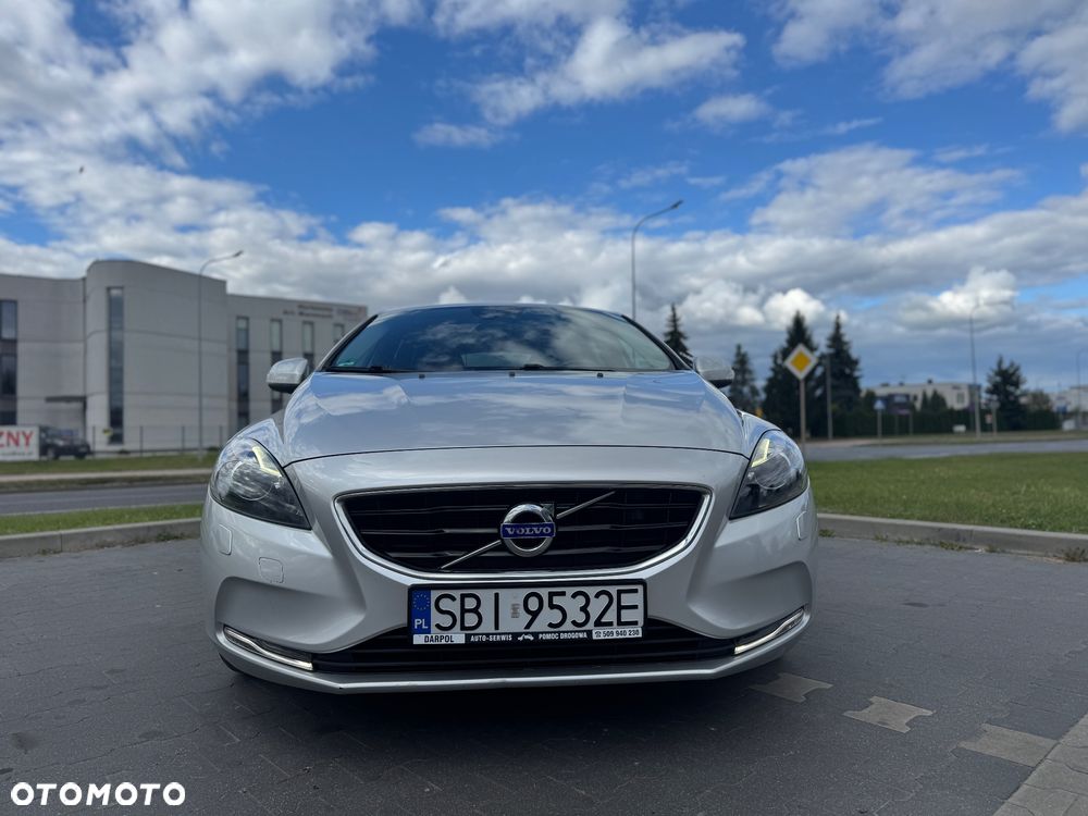 Volvo V40 D2 Momentum - 4